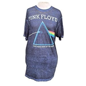 Pink Floyd T shirt The Dark Side of the Moon, color is gray, Unisex size large